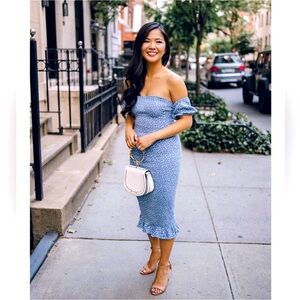 NWT Abercrombie Blue Floral Smocked Midi Dress size Medium